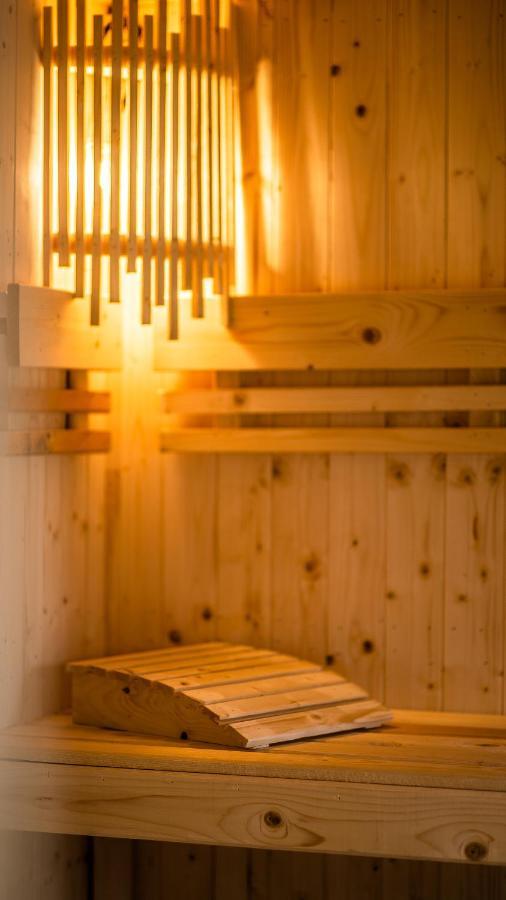 Iz De Maramures Rural Hotel (Adults Only) Surdesti  Екстер'єр фото