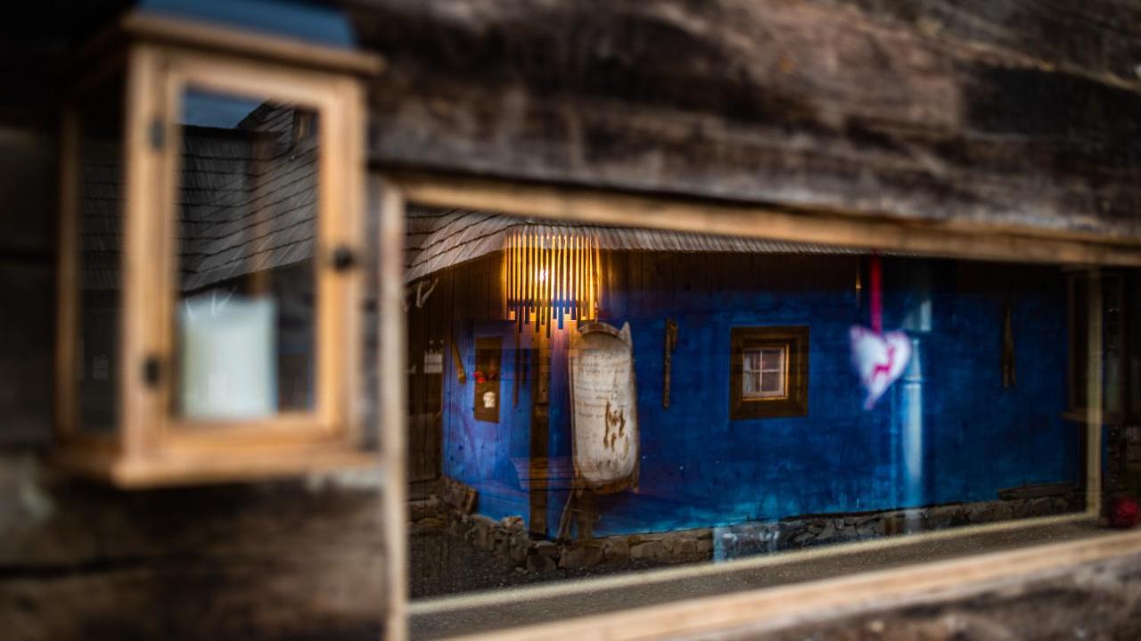 Iz De Maramures Rural Hotel (Adults Only) Surdesti  Екстер'єр фото