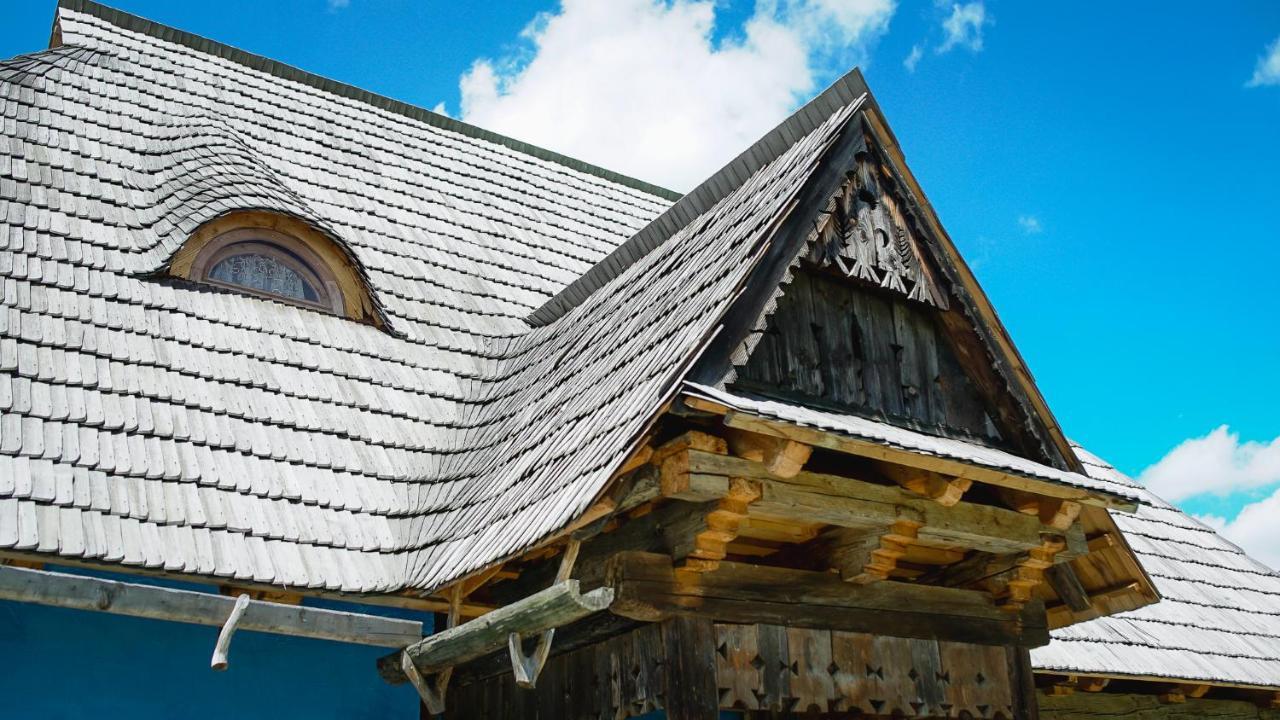 Iz De Maramures Rural Hotel (Adults Only) Surdesti  Екстер'єр фото